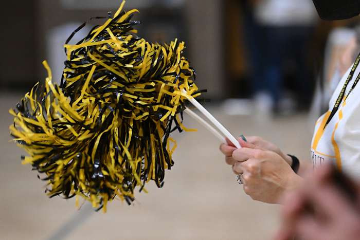Roosevelt North Medford boys basketball Leon Neuschwander 60